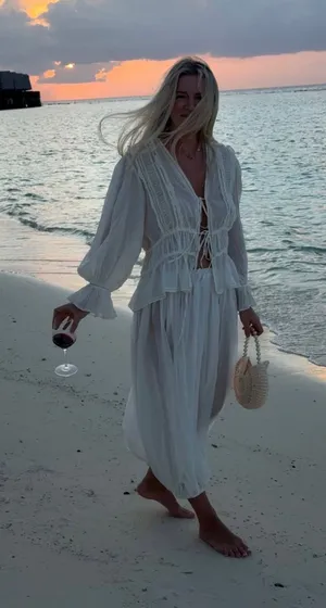 ZARA White Top thumbnail 1