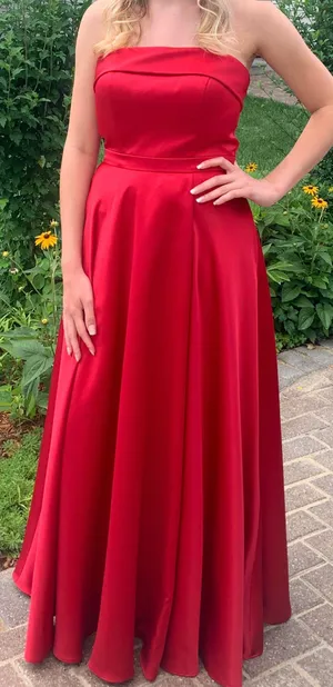 Red Strapless Prom Dress Size 6 thumbnail 1