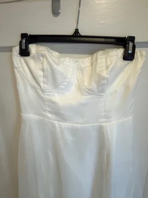 Off-The-Shoulder Lulus White Maxi Dress thumbnail 4