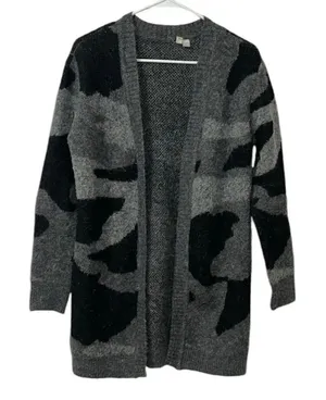 Anthropologie Camo Gray & Black Open Front Oversized Cardigan (Size XS) thumbnail 1