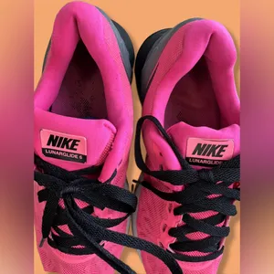 Women’s NIKE Lunar Glide 6 Raspberry Size: 8.5 thumbnail 4