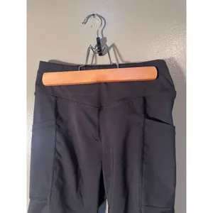 C9 Champion Women's Size XS Athletic Biker Shorts Black Side Pockets Mid-Rise thumbnail 3