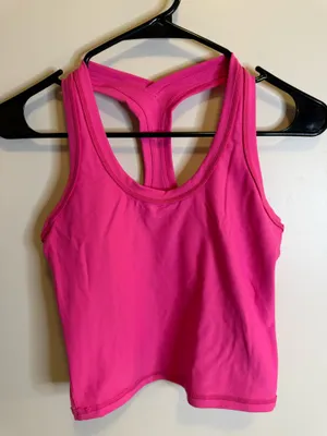 Pink workout top thumbnail 1