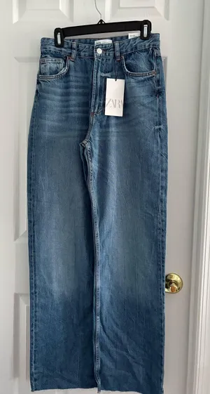 ZARA Wide-Leg High-Rise Jeans Raw Hem thumbnail 1