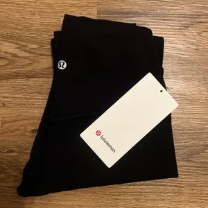 Lululemon Align HR 28” Diamond Black Size 6 thumbnail 1