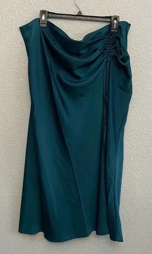 Showpo.‎ Emerald Green Satin Midi Ruched Skirt Size 16 NWT thumbnail 1