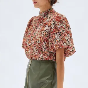 NWT Minkpink Gabae High Neck Floral Blouse‎ in Red Multi Size Small thumbnail 2