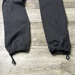 Athleta Trekkie Hike Black Pants thumbnail 4