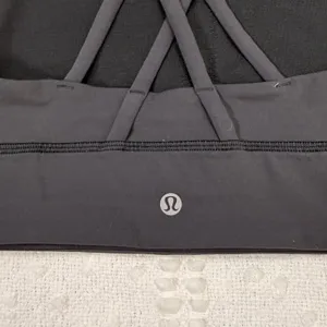 Lululemon Free To Be Serene Bra High Neck Black Gray Size 8 LW2BZ1S Strappy Back thumbnail 3