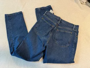 Abercrombie & Fitch 90’s High Rise thumbnail 3
