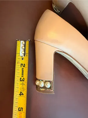Karl Lagerfeld Paris Nude Beige Open Toe Gold Leather Pearl Block Heels - 8 8M thumbnail 11