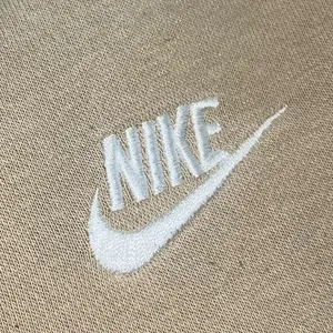 Nike Crewneck Sweatshirt in Tan Size Medium thumbnail 5
