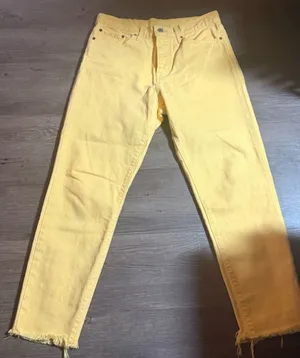 Levi's Yellow Raw Hem Straight Leg Jeans. Size 30" thumbnail 1