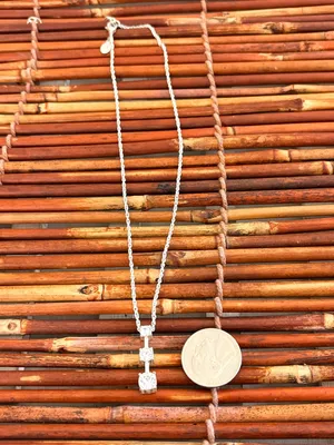 Premier Designs Silver Necklace with Three Clear Stones Drop Pendant 16”-18.5” thumbnail 5