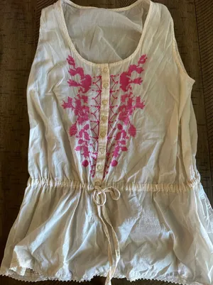Vintage Hand-Embroidered‎ Cotton Peasant Top Boho Folk Art Sleeveless Blouse thumbnail 1