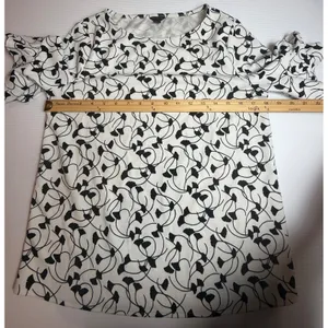 Ann Taylor Black White Ginkgo Leaf Print Ruffle Sleeve‎ Top Blouse Size S thumbnail 3