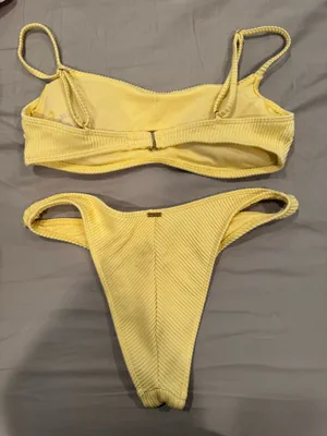 Hollister Bikini Set thumbnail 2