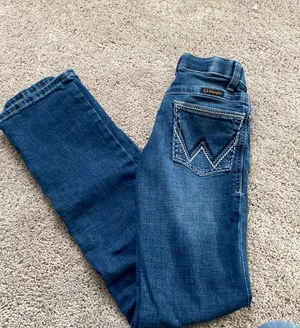 Boot Cut Jeans thumbnail 3