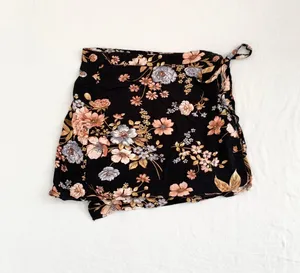 Wrap Skirt Black thumbnail 1