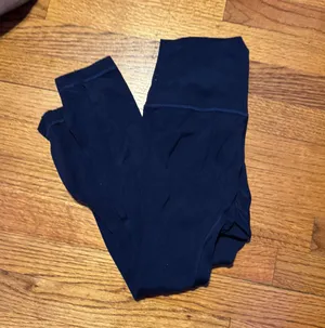 Lululemon Navy Leggings thumbnail 1