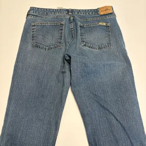 Levi Strauss Signature Jeans Womens 8 Short Blue Low Rise Bootcut Stretch 0502 thumbnail 2