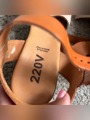 220V Italian Leather Beige Nubuck Wood Wedge Sandals Size 41 Beautiful 220V thumbnail 10
