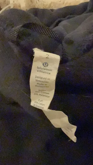 Lululemon Hoodie, Sz 2, Black thumbnail 6
