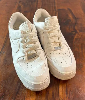 Nike Air Force 1 Sage‎ Low Womens White Platform Sneakers AR5339-100 Size 8 thumbnail 1