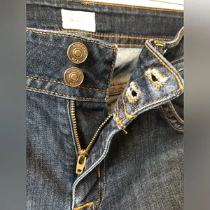 Hudson Bootcut Jeans Signature Midrise Size 30S thumbnail 3