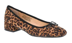 TIME and TRU Womens Block Heel Ballet Style Shoes Size 12 Wide Width Animal New thumbnail 1