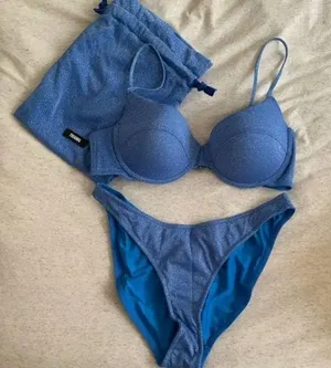 Blue Triangl Bikini thumbnail 2