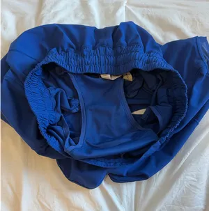 Lululemon Hotty Hot Shorts 2.5" Low-Rise thumbnail 4