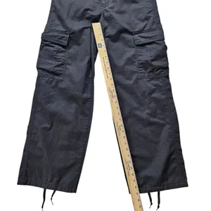Levis 94 Baggy Cargo Pants Womens 27 Black Wide Leg Skater Paratrooper thumbnail 7