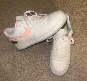 Nike Airforce 1 thumbnail 1