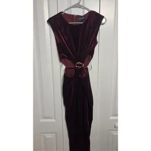 D.ARK Dress Velvet Cutout Burgundy Gold Hardware Midi M NWOT Aesthetic thumbnail 3