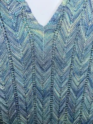 Madden NYC Size Small Blue Green Metallic Chevron Knit Maxi Dress thumbnail 4