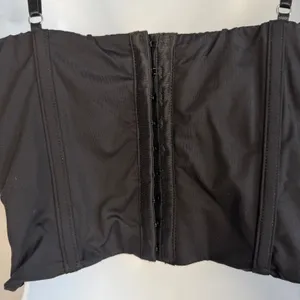New Windsor Romantic At Heart Lace Trim Crop Top Lace Black‎ Small Dark Romantic thumbnail 7