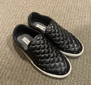 Steve Madden Shoes thumbnail 2