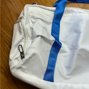 NWT Halara Weekender White & Blue Zipper Gym Duffle Bag with Shoulder Straps thumbnail 4