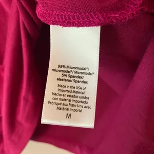 NWT Beyond Yoga Hot Pink Long Sleeve V-neck Loungewear Shirt Women's size Medium thumbnail 10