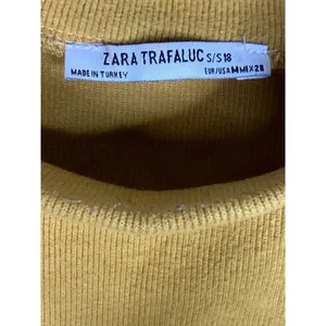 Zara Crop Ribbed Short Sleeve Mock Neck Raw Hem Crop Knit Top M Mustard Yellow thumbnail 9