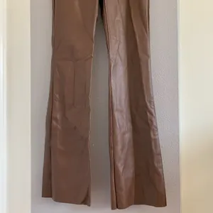 Meshki Tyra Straight Leg Faux Leather Pants Chocolate thumbnail 9
