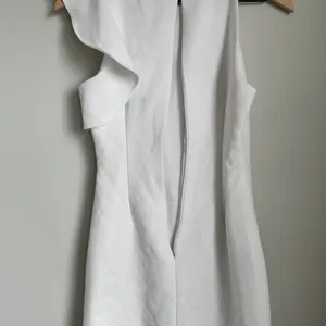 Lulus Dinah White One Shoulder Ruffle Cocktail Mini Dress Sz XS FLAWED thumbnail 5