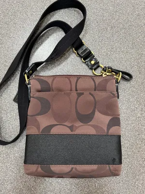 Vintage Coach Kitt Crossbody Bag Purse Brown and Black Logo Pattern with Gold thumbnail 4