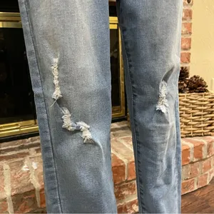 NWOT juniors skinny distressed high rise light wash jeans thumbnail 3