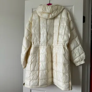 Free People Movement Patricia Packable Poncho Puffer Coat Drawstring White Large thumbnail 4