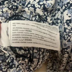 Abercrombie & Fitch Smocked Long Sleeve Blouse Size Medium NWT New thumbnail 11