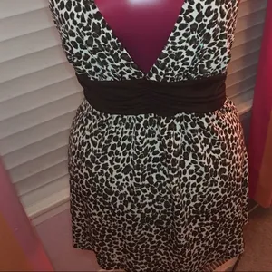 Cheetah print top Forever21 size medium thumbnail 7
