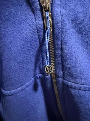 Lululemon Scuba thumbnail 3