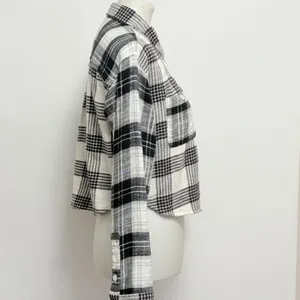 American Eagle Flannel Shirt XS Black White Plaid Cropped Button Down Cabincore thumbnail 4